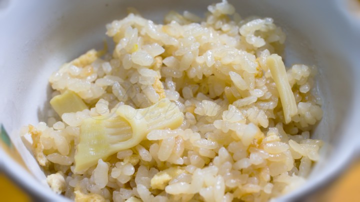 竹の子ご飯　Steamed rice with bamboo shoots